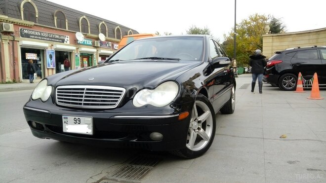 Mercedes C 320 2003, 189,000 km - 3.2 л - Bakı