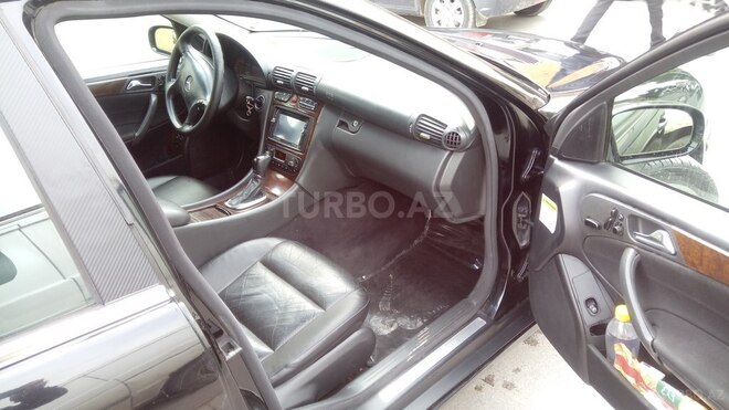 Mercedes C 320 2003, 189,000 km - 3.2 л - Bakı