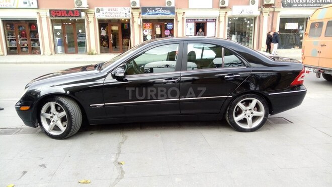 Mercedes C 320 2003, 189,000 km - 3.2 л - Bakı