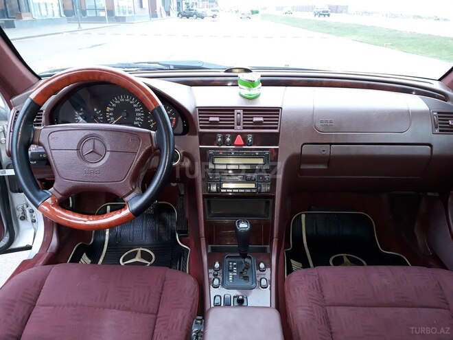 Mercedes C 240 1997, 259,000 km - 2.4 l - Şəmkir