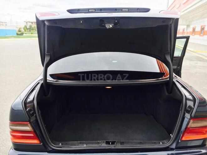 Mercedes E 220 2000, 352,000 km - 2.2 l - Bakı