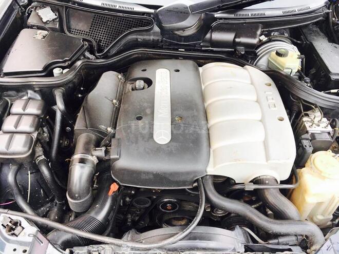Mercedes E 220 2000, 352,000 km - 2.2 l - Bakı