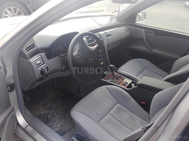 Mercedes E 220 2000, 248,000 km - 2.2 l - Bakı