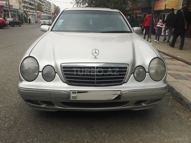 Mercedes E 220 2000, 248,000 km - 2.2 l - Bakı