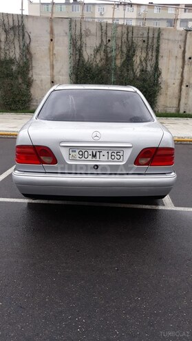 Mercedes E 230 1996, 215,000 km - 2.3 l - Bakı