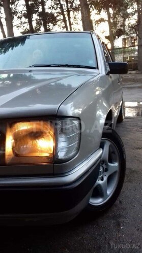 Mercedes E 250 1993, 325,523 km - 0.2 l - Bakı