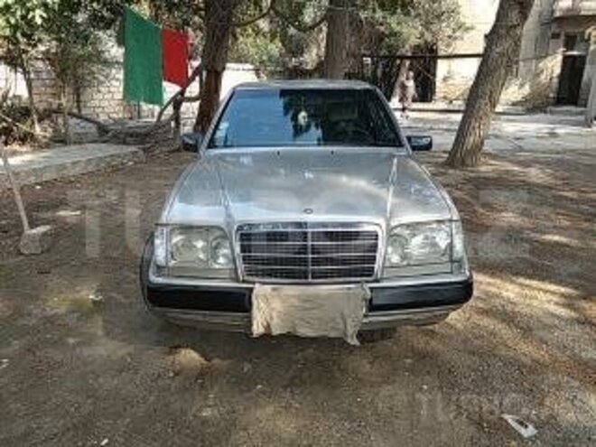 Mercedes E 250 1993, 325,523 km - 0.2 l - Bakı