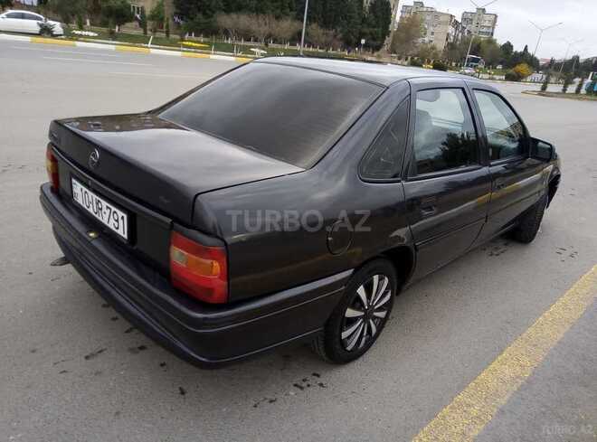 Opel Vectra 1993, 280,000 km - 1.6 л - Sumqayıt