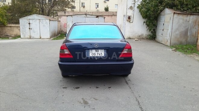 Mercedes C 200 1995, 325,000 km - 2.0 l - Bakı