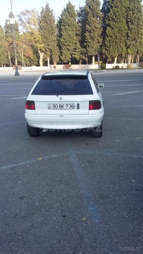 Opel Astra 1992, 358,980 km - 1.8 l - Sumqayıt