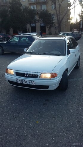 Opel Astra 1992, 358,980 km - 1.8 l - Sumqayıt
