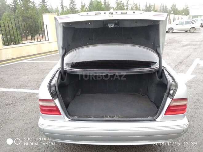 Mercedes E 280 2000, 375,000 km - 2.8 л - Şirvan