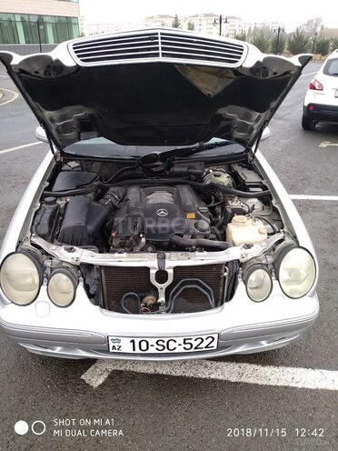 Mercedes E 280 2000, 375,000 km - 2.8 л - Şirvan