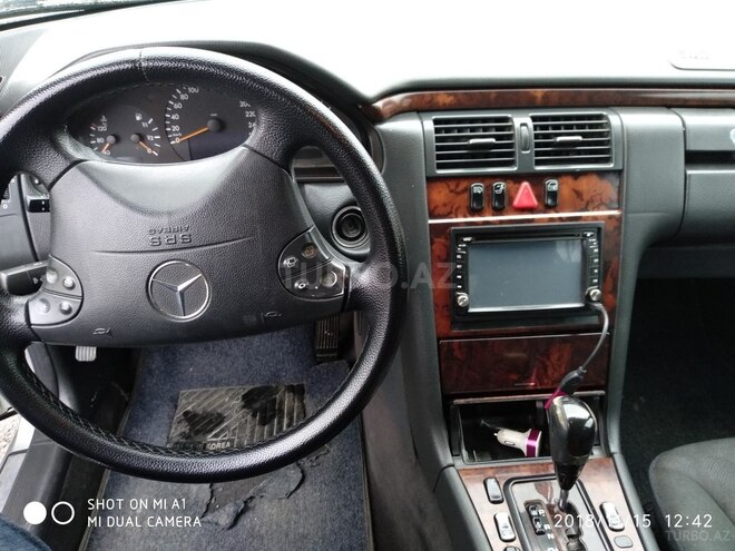 Mercedes E 280 2000, 375,000 km - 2.8 л - Şirvan