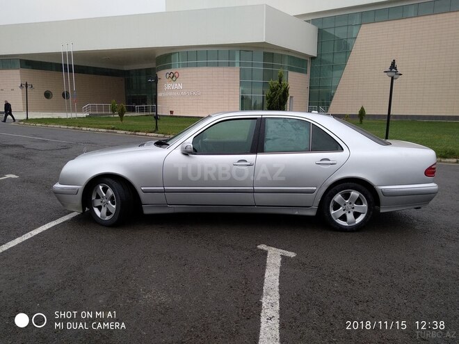 Mercedes E 280 2000, 375,000 km - 2.8 л - Şirvan