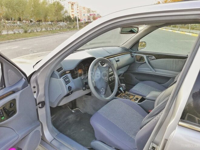 Mercedes E 320 2002, 500,000 km - 3.2 l - Bakı