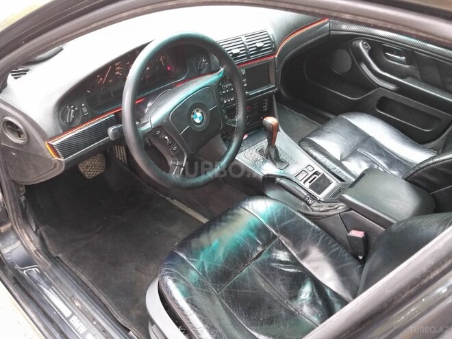 BMW 528 1997, 322,000 km - 2.8 l - Bakı
