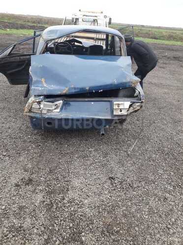 LADA (VAZ) 2107 2004, 11,111 km - 0.2 л - Salyan