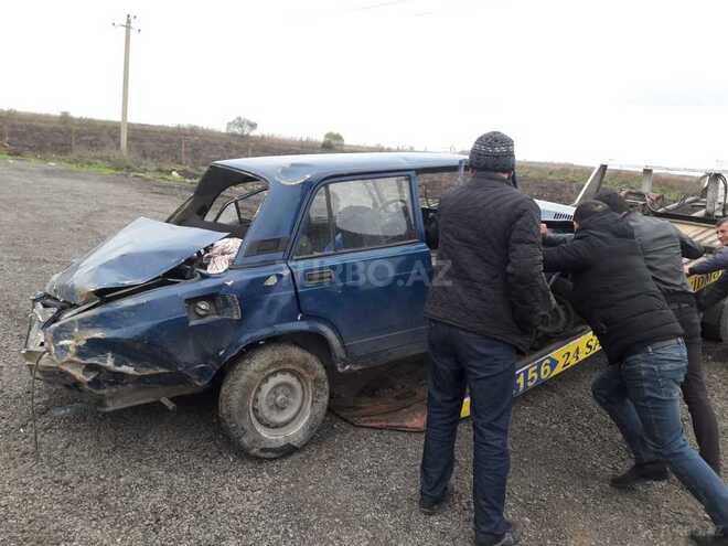 LADA (VAZ) 2107 2004, 11,111 km - 0.2 л - Salyan