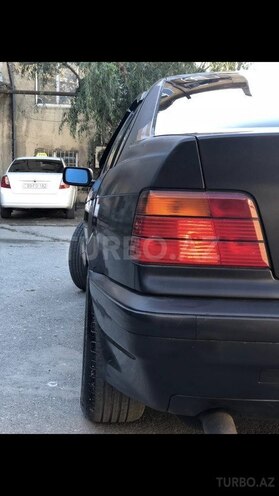 BMW 320 1991, 356,000 km - 2.0 l - Bakı