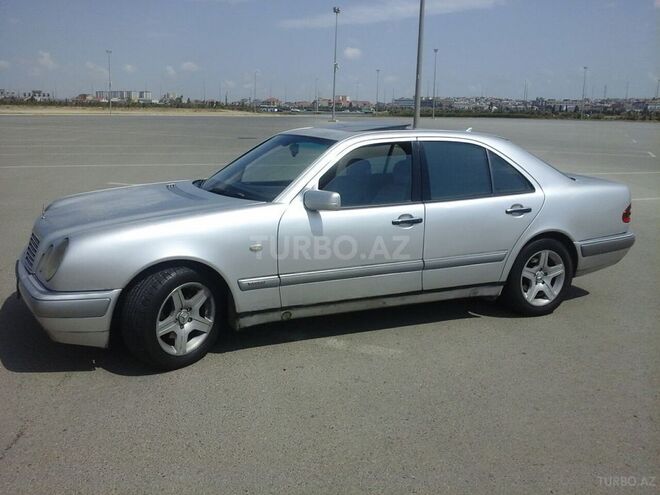 Mercedes E 230 1995, 360,000 km - 2.3 l - Bakı