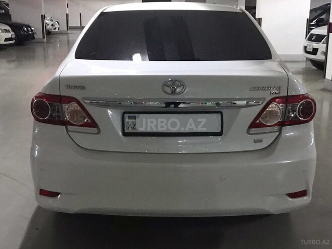Toyota Corolla 2013, 96,000 km - 1.6 l - Bakı