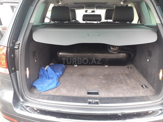 Volkswagen Touareg 2004, 234,000 km - 3.2 l - Bakı