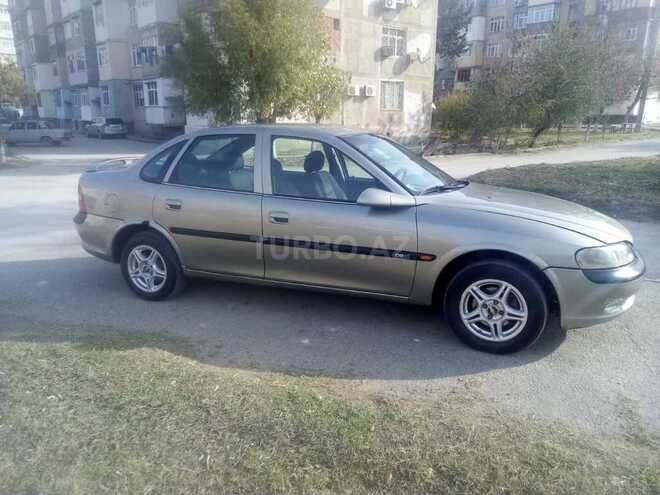 Opel Vectra 1996, 286,000 km - 2.0 l - Sumqayıt