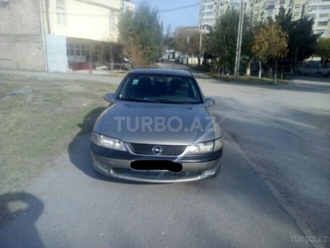 Opel Vectra 1996, 286,000 km - 2.0 l - Sumqayıt