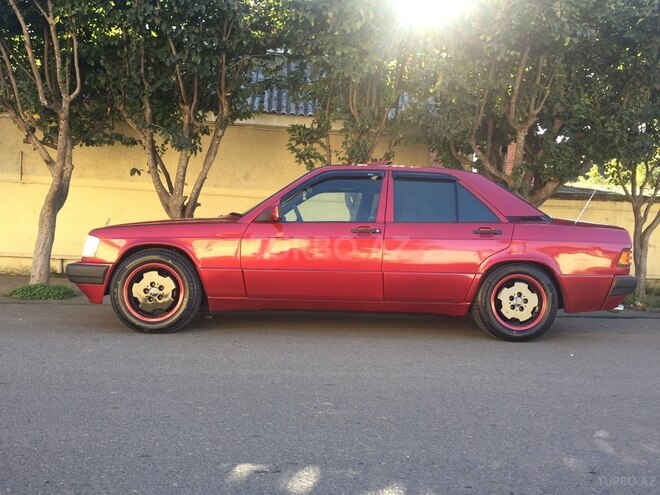 Mercedes 190 1991, 400,000 km - 1.8 l - Lənkəran
