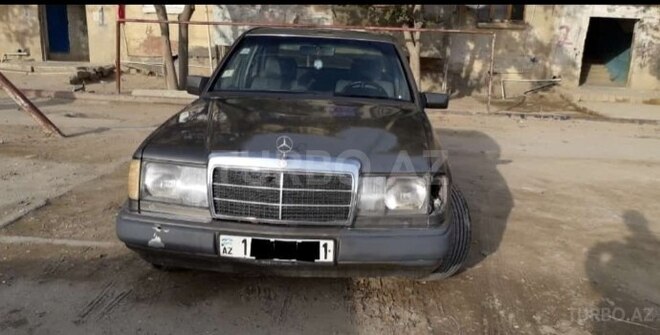 Mercedes E 200 1991, 444,444 km - 2.0 l - Bakı