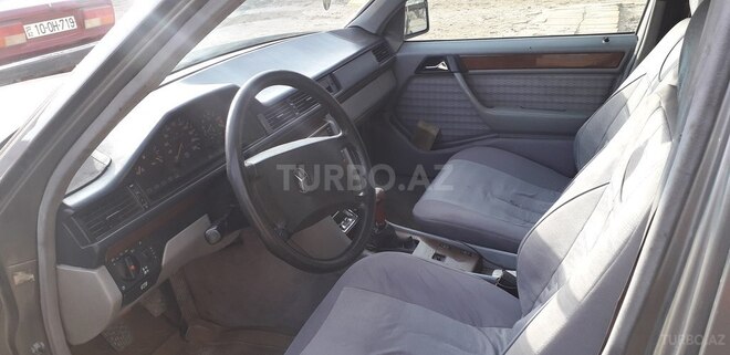 Mercedes E 200 1991, 444,444 km - 2.0 l - Bakı