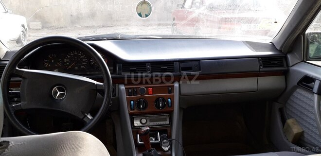 Mercedes E 200 1991, 444,444 km - 2.0 l - Bakı