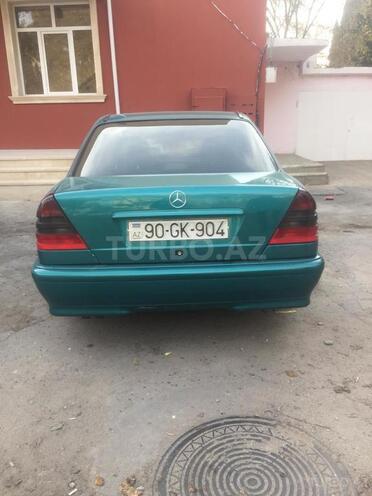 Mercedes C 240 1999, 284,000 km - 2.4 l - Bakı