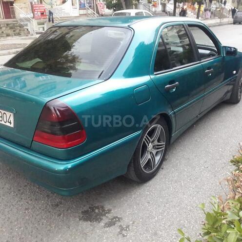 Mercedes C 240 1999, 284,000 km - 2.4 l - Bakı