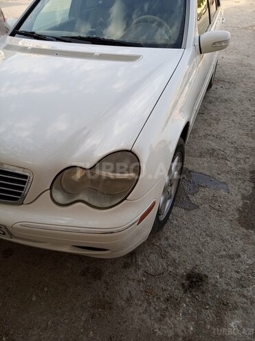 Mercedes C 240 2002, 283,000 km - 2.4 л - Bakı