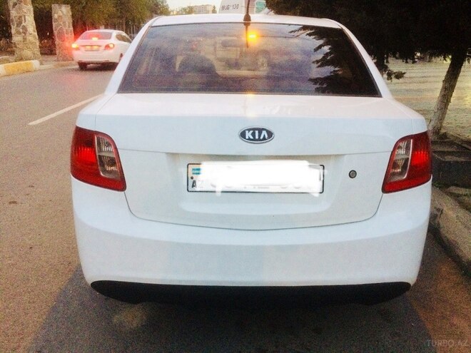 Kia Rio 2009, 232,000 km - 1.4 l - Xırdalan