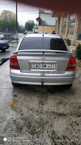 Opel Astra 2000, 240,000 km - 1.6 l - Balakən