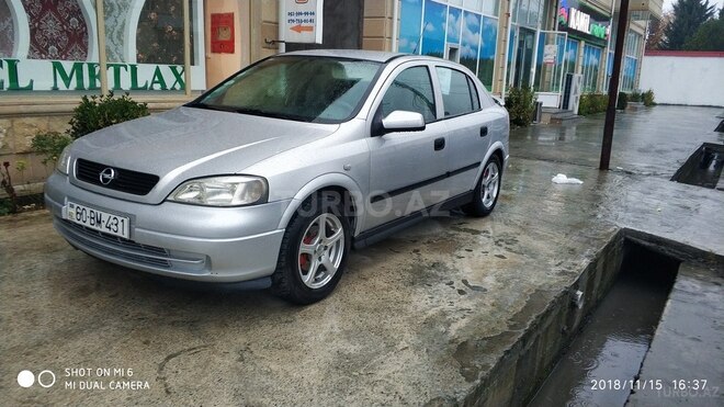 Opel Astra 2000, 240,000 km - 1.6 l - Balakən