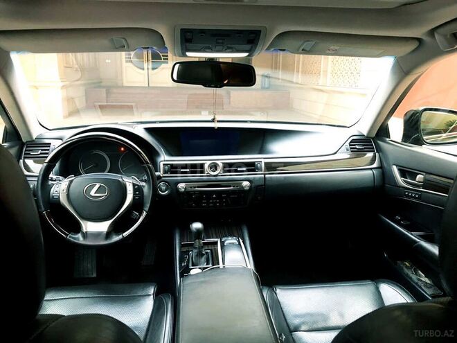 Lexus GS 350 2012, 96,000 km - 3.5 l - Quba