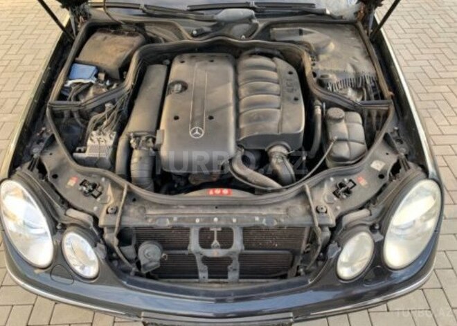Mercedes E 270 2005, 196,000 km - 2.6 l - Bakı