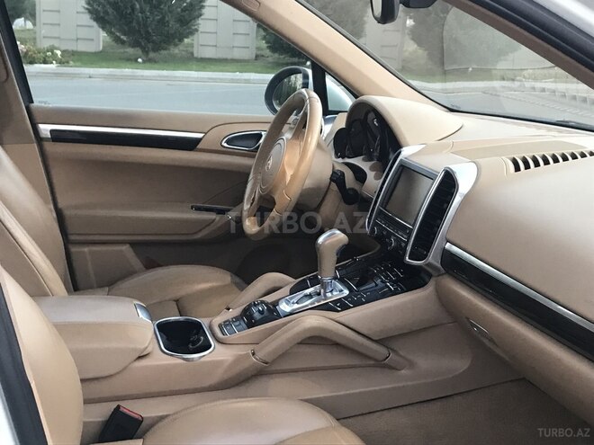 Porsche Cayenne Turbo 2010, 181,000 km - 3.6 л - Gəncə