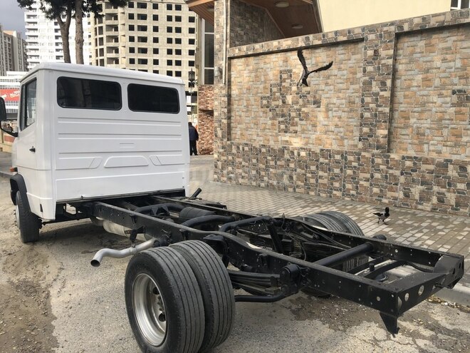 Mercedes 609 D 1992, 321,000 km - 4.0 l - Bakı
