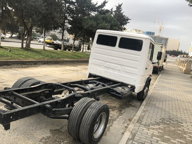 Mercedes 609 D 1992, 321,000 km - 4.0 l - Bakı