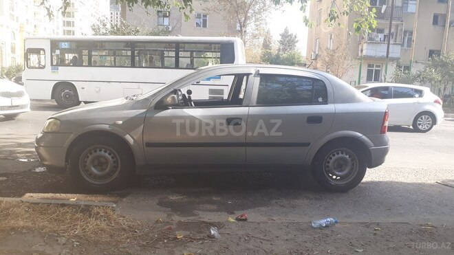 Opel Astra 2002, 240,000 km - 1.6 l - Bakı