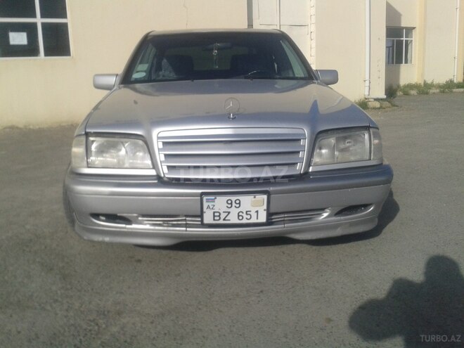 Mercedes C 240 2000, 255,000 km - 2.4 l - Zərdab