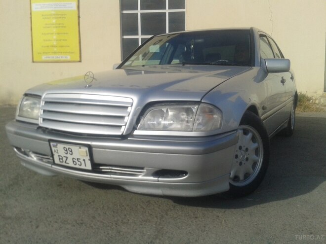 Mercedes C 240 2000, 255,000 km - 2.4 l - Zərdab