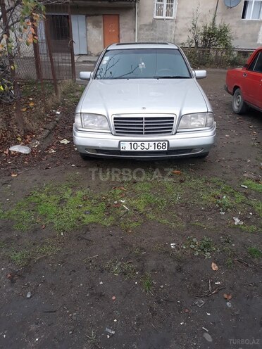 Mercedes C 230 1996, 520,000 km - 2.3 l - Quba