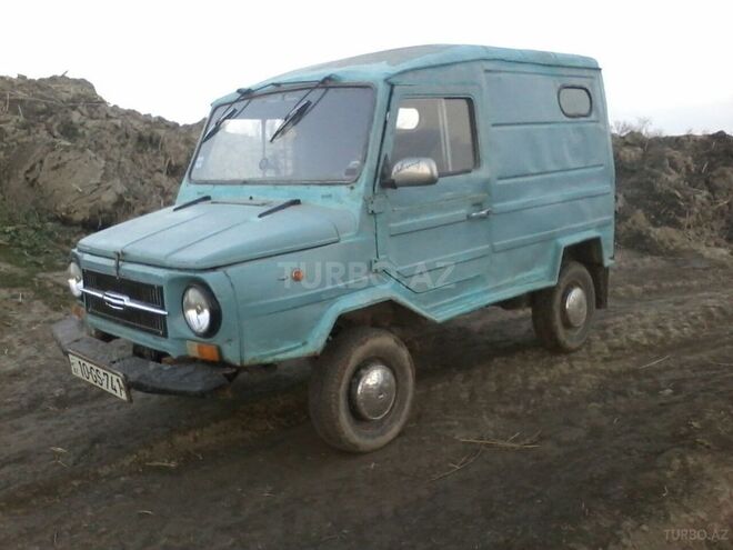 LuAz  1990, 150,000 km - 1.5 l - Bakı