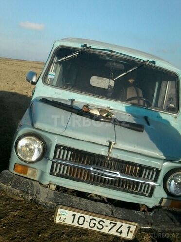 LuAz  1990, 150,000 km - 1.5 l - Bakı